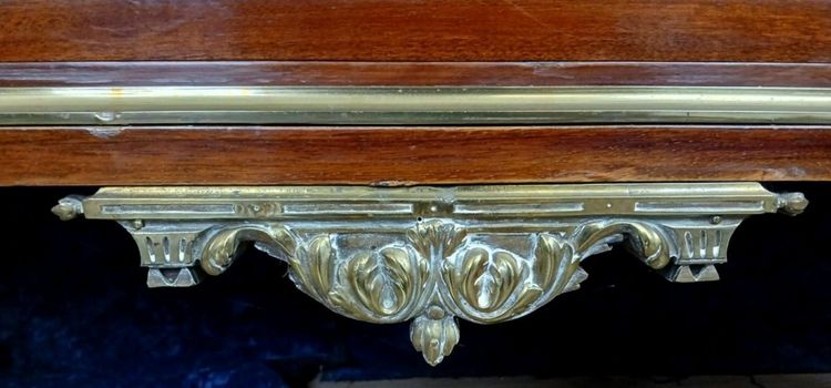 Louis XVI Parisian mahogany display case circa 1800