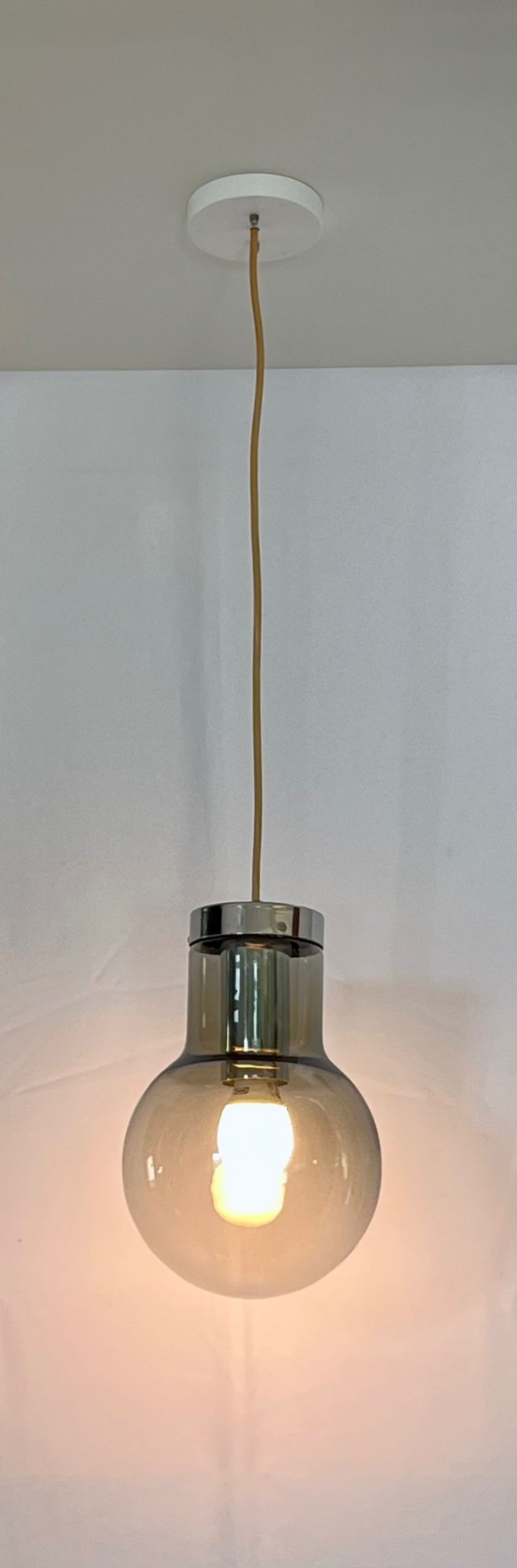 Maxi Bulb small suspension lamp by Frank Ligtelijn for RAAK Amsterdam, Netherlands 1960s