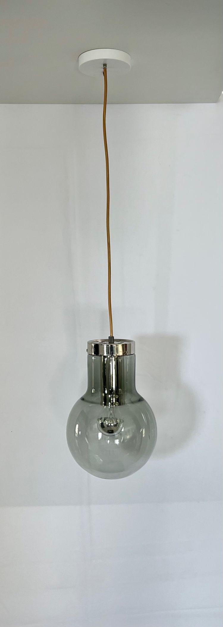 Maxi Bulb small suspension lamp by Frank Ligtelijn for RAAK Amsterdam, Netherlands 1960s