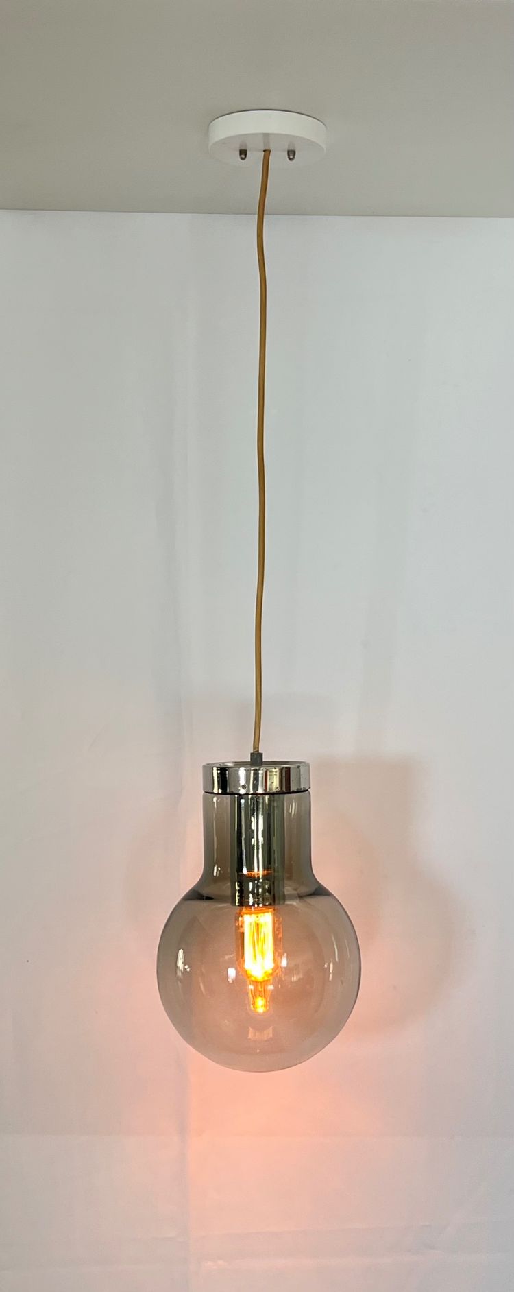 Maxi Bulb small suspension lamp by Frank Ligtelijn for RAAK Amsterdam, Netherlands 1960s