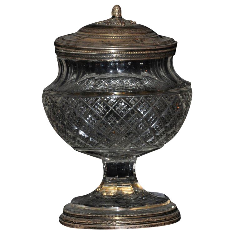 Vase en cristal Avec couvercle en vermeil XIXe Siècle