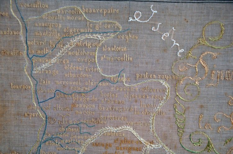 Embroidered map of the Drôme department from the early 19th century
