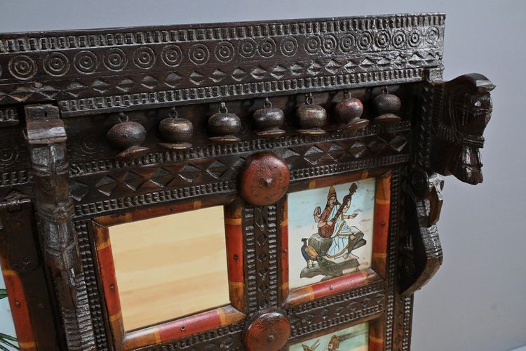 Meuble de Commerce Manjoosh en Bois Exotique, Inde – Début XXe