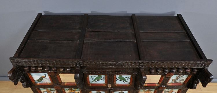 Meuble de Commerce Manjoosh en Bois Exotique, Inde – Début XXe