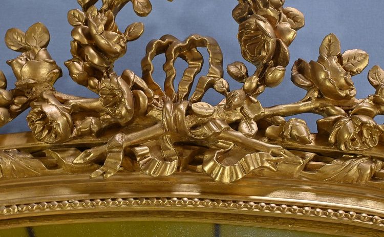 Important Gilded Mirror, Louis XVI style - Mid 19th century