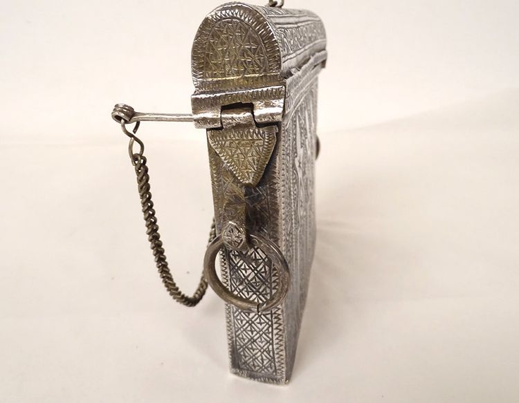 Moroccan silver Quran box Hegira 1333 Star flowers Morocco 370gr XXth century