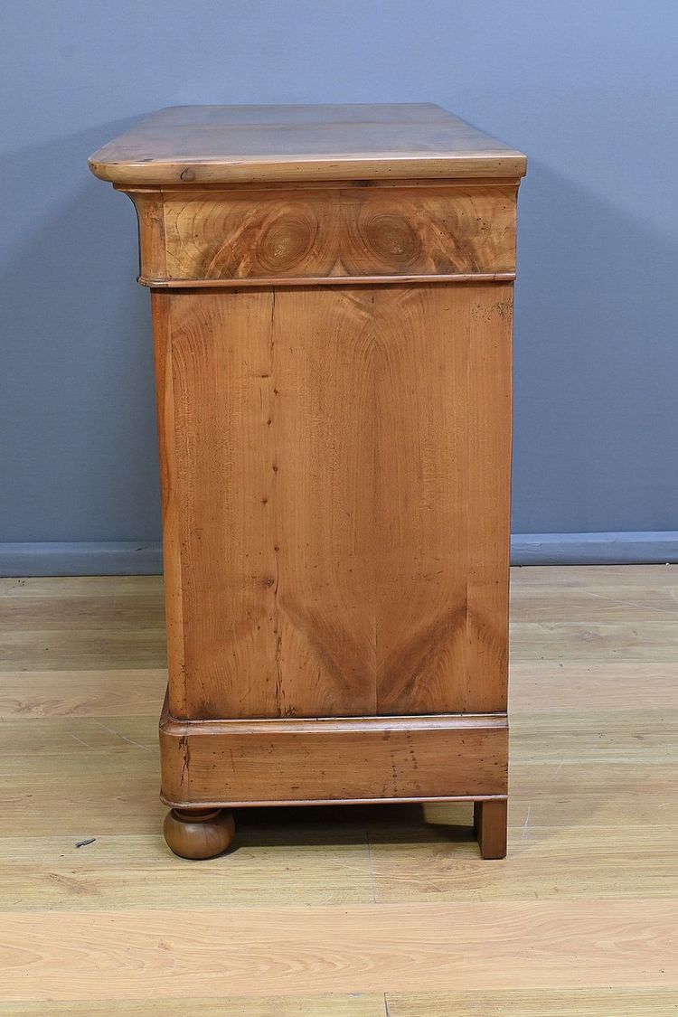 Kommode aus Kirschbaumholz, Restaurationszeit - Anfang XIX.