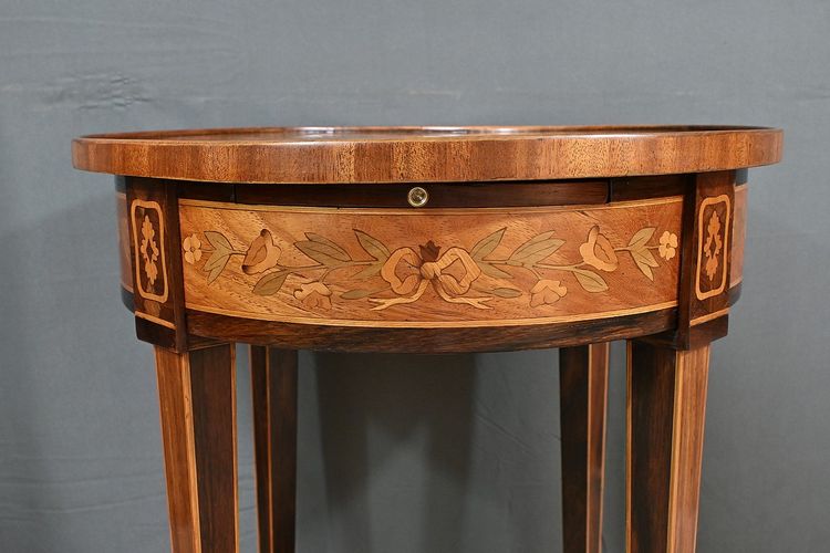 Petite Table de Salon en Marqueterie, style Louis XVI – Fin XIXe