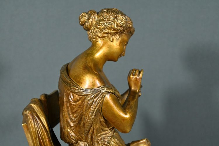 Bronze à Patine Dorée « La Couture » – Début XXe