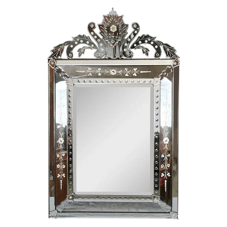 Important Venetian mirror with pediment, Italy - Early 20th century