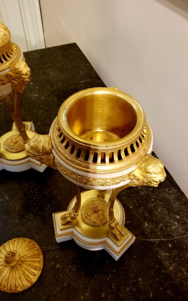 Pair of gilded bronze and white marble Cassolettes Trépied with satyrs in the Louis XVI style