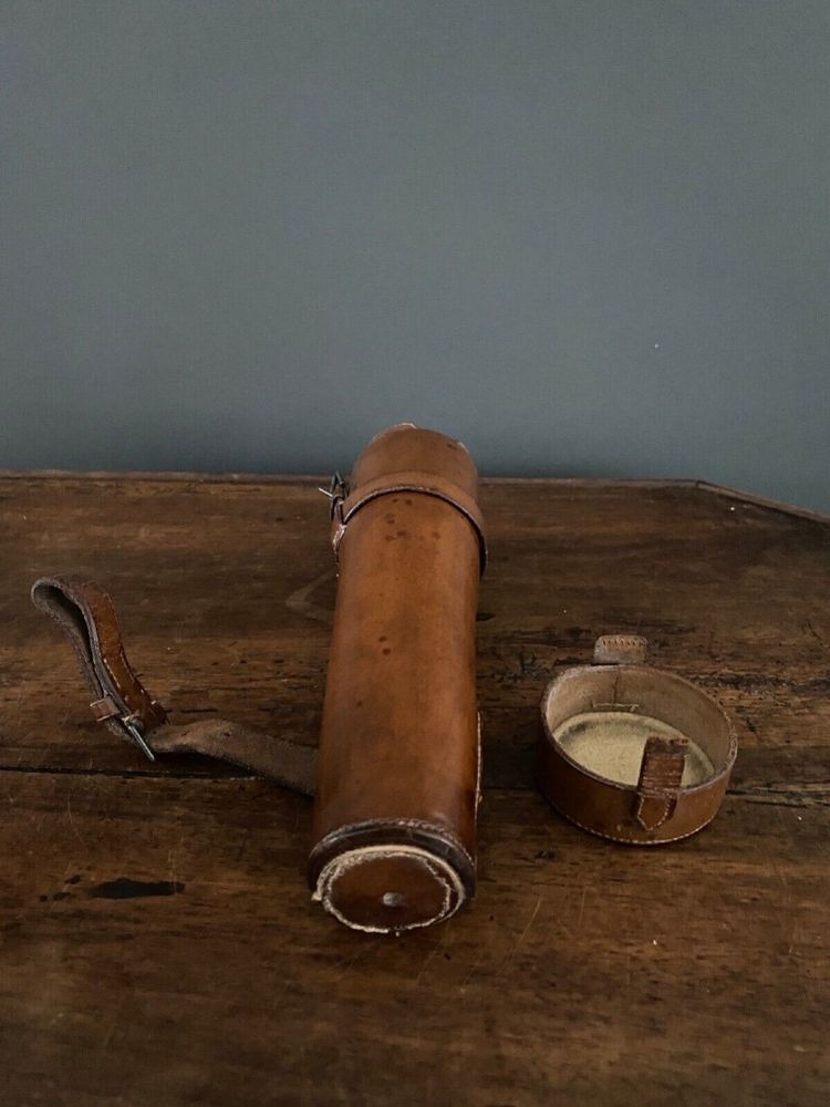 Silver hunting flask Asprey William Thomas Wright and Frederick Davies