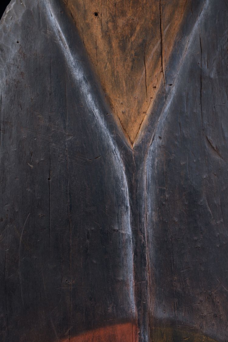 Shield, oceanic art, sculpture, tribal art, primitive art, Oceania, Papua New Guinea