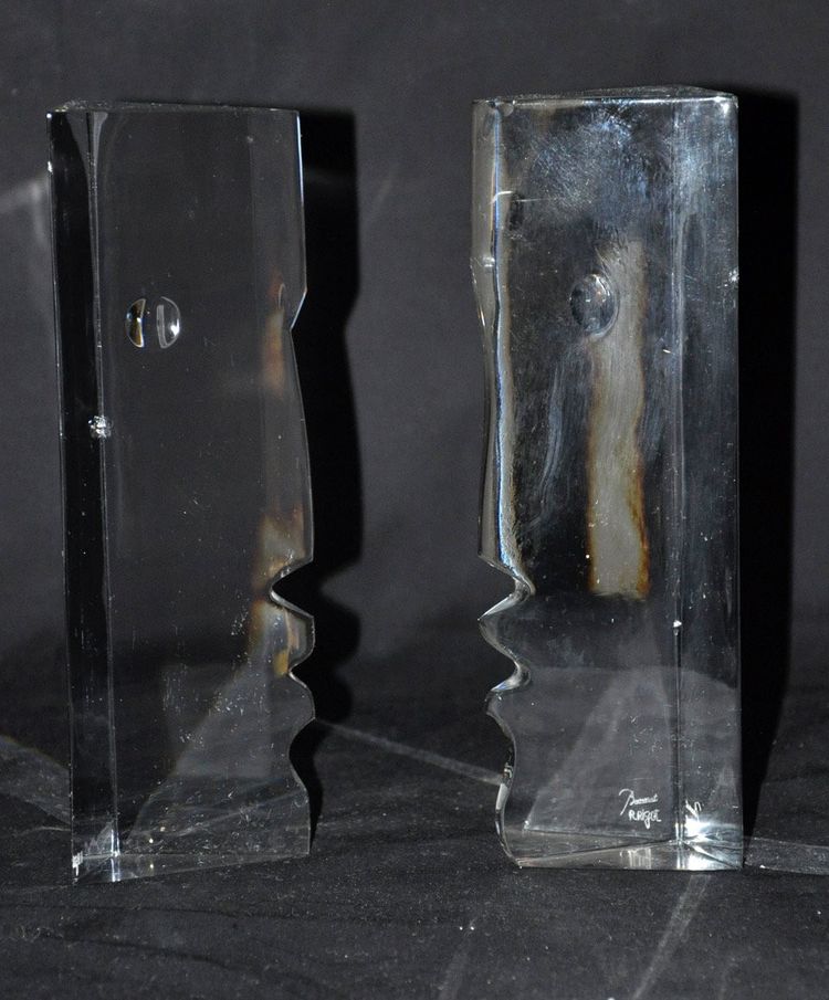 Fermalibro in cristallo firmato Baccarat dal designer Robert Rigot circa 1980