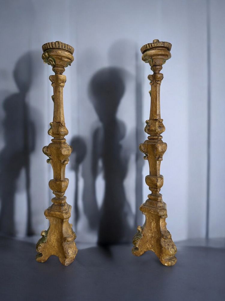 PAIR OF LOUIS XIV PERIOD LARGE GILDED AND PAINTED WOOD CIERGES FROM THE 17th CENTURY