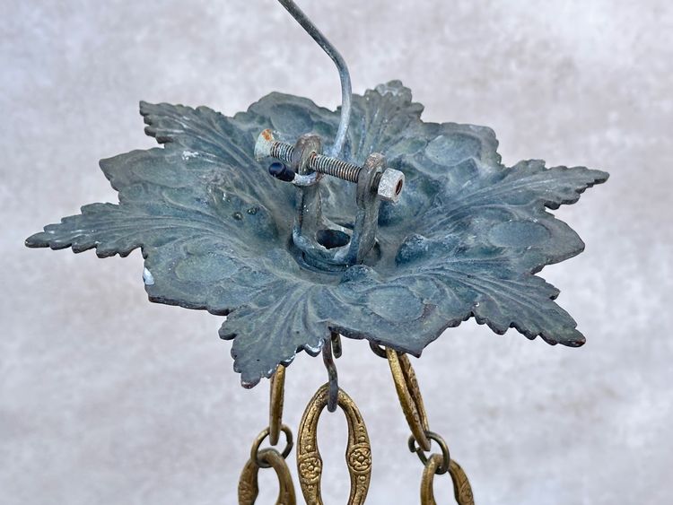 Lampadario in stile restauro