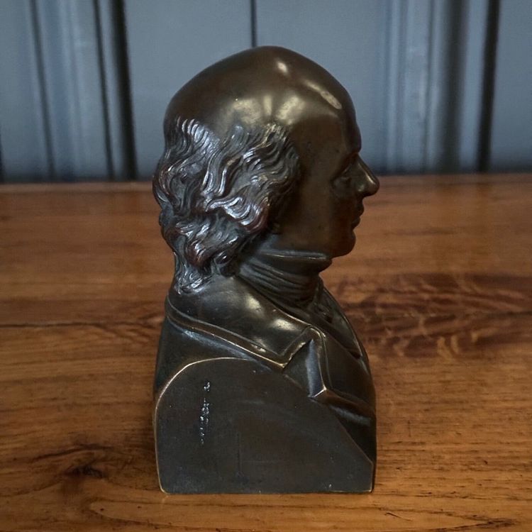Bronzo raffigurante Béranger XIX secolo patina cioccolato finemente cesellata
