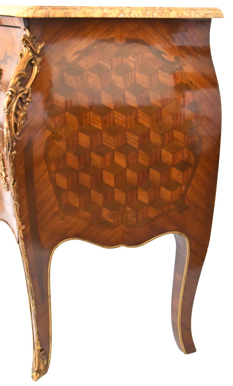 Commode de style Louis XV 
