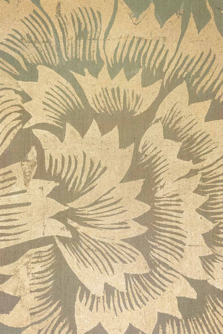 Painted canvas depicting doves in foliage. LS63311089P