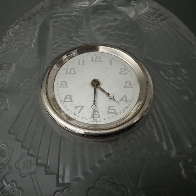 Clock Maurice Model of parrots Auto Hall 30 rue Guersant Paris