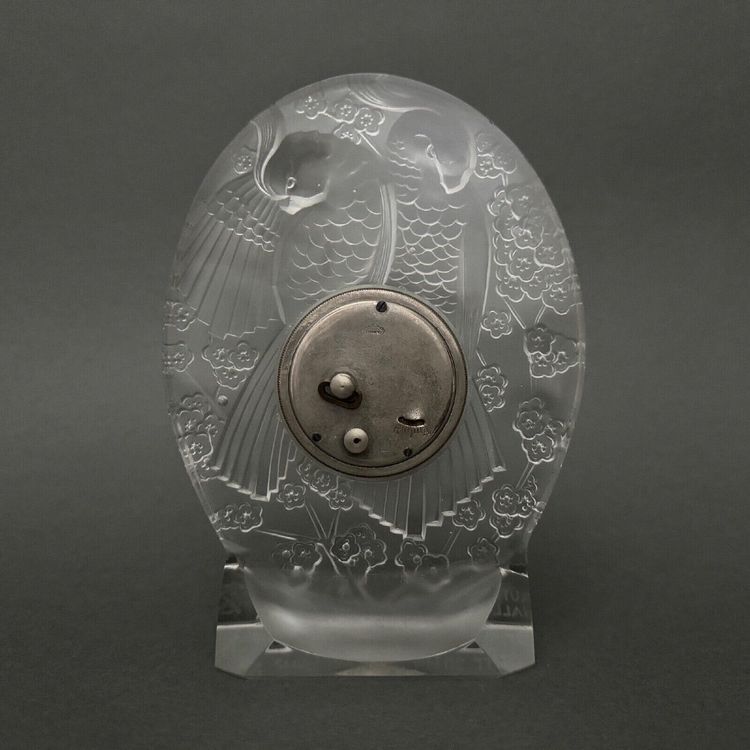 Clock Maurice Model of parrots Auto Hall 30 rue Guersant Paris