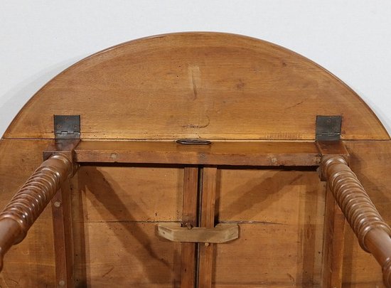 Small side table forming a console in solid Walnut - End of XIXth century