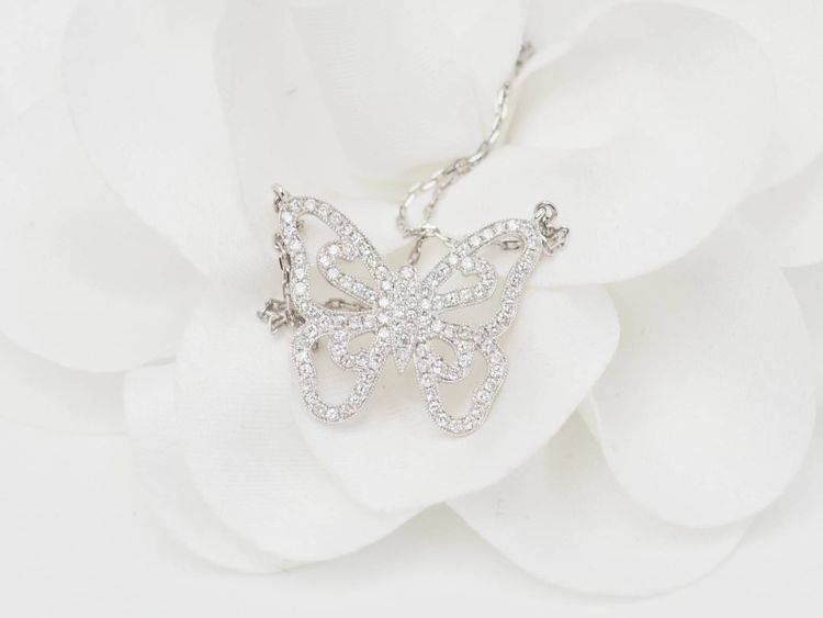 Collana a farfalla in oro bianco e diamanti