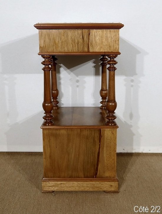 Petit Meuble en Noyer – 1900 