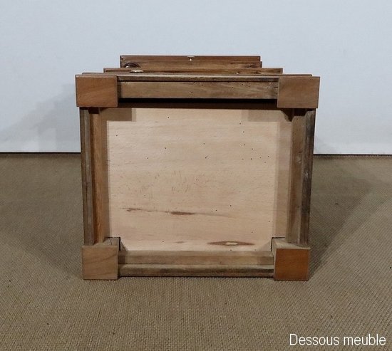 Petit Meuble en Noyer – 1900 