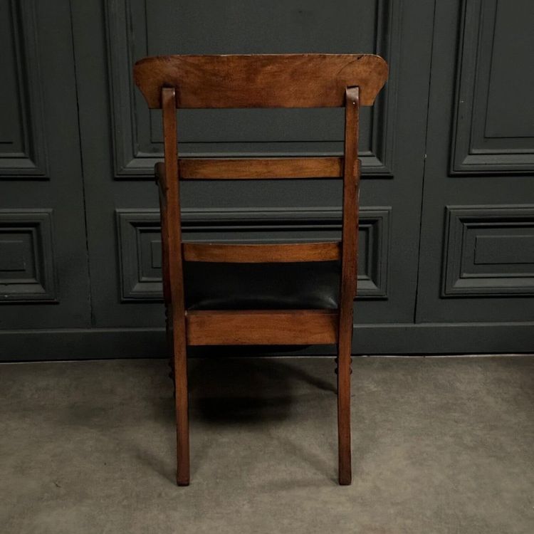 Poltrona commode inglese in mogano del XIX secolo, seduta nera