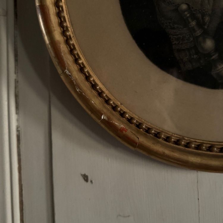 Gravure représentant la Madone XIXe dans cadre rond perlé à la feuille