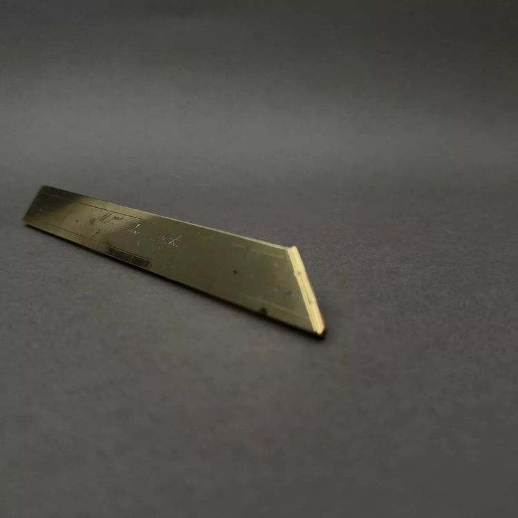 Demi-pied de roi en laiton gravé XVIIIe