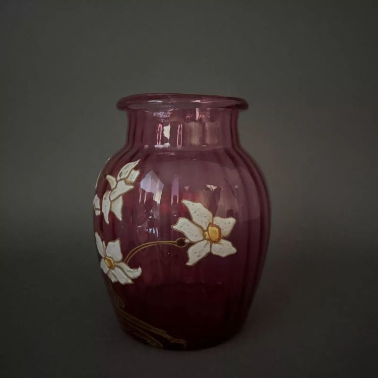 Legras enamelled vase 1900 pink glass daffodil decoration
