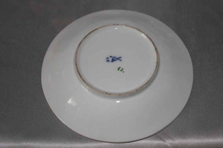 Tazza da cioccolata e piattino in porcellana di Grafenroda, Turingia, Germania, XIX secolo