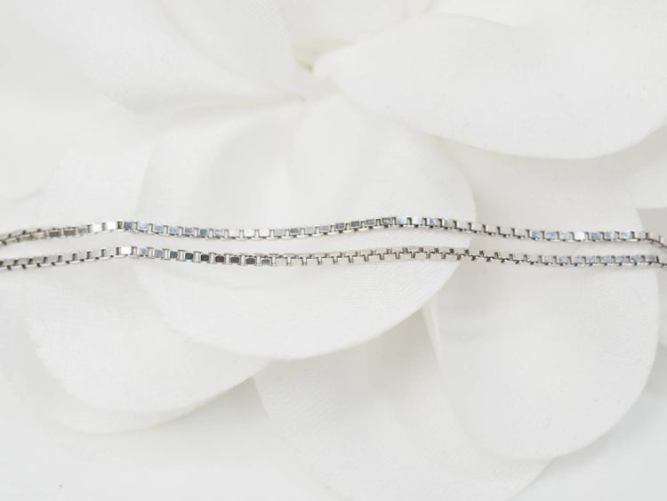 Collier en or blanc et diamants