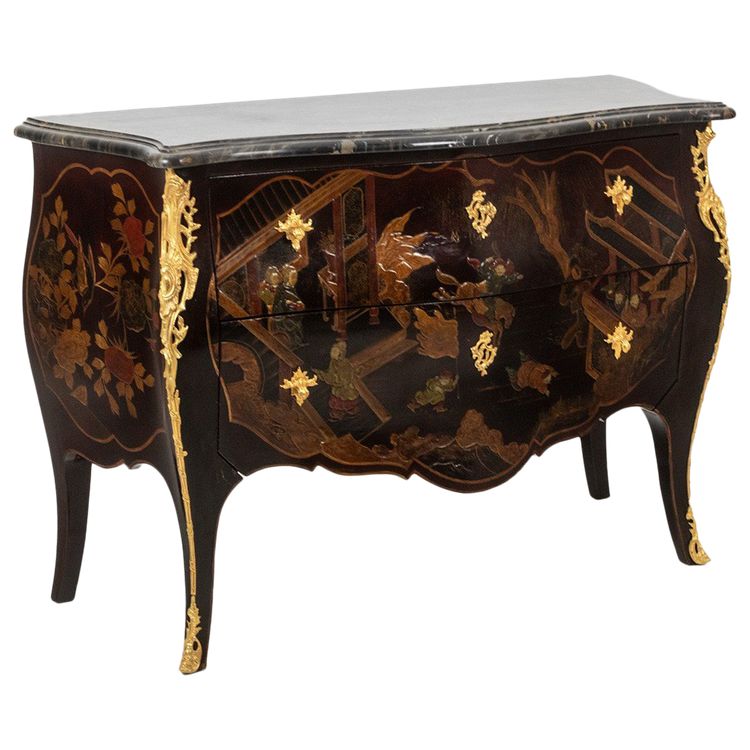 Commode sauteuse en laque avec son marbre. Années 1950. LS40112687Y