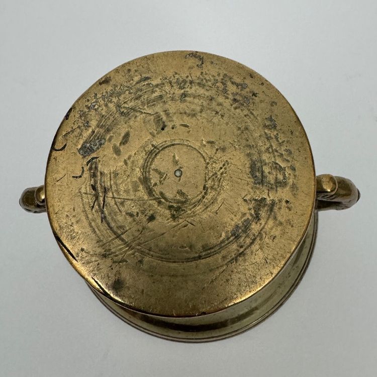 Mortier de pharmacie XVIIIe Augustin Thieri en bronze patiné