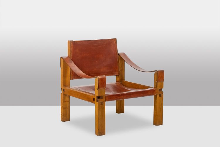 Pierre Chapo. Paire de fauteuils modèle S10X en orme. Circa 1970. LS63302609P