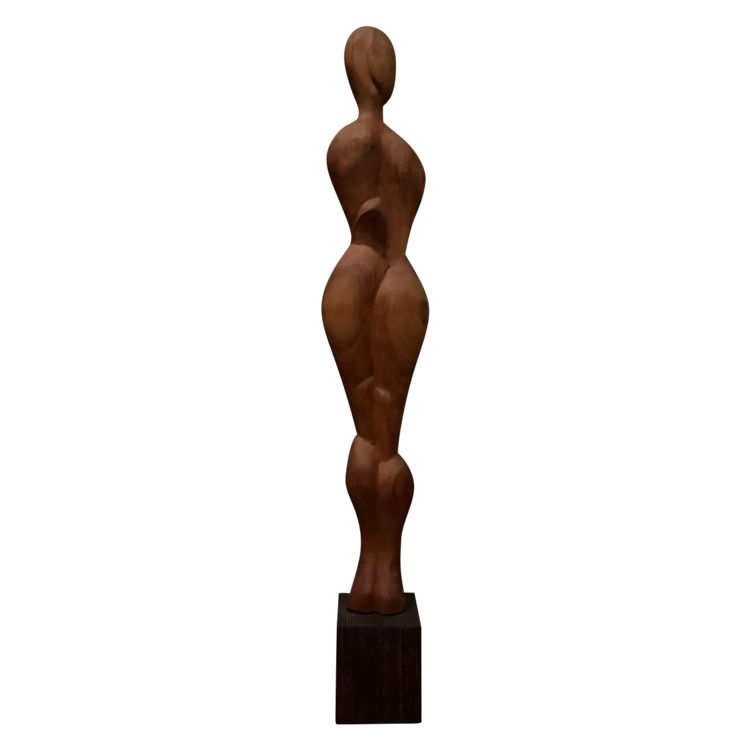 Scultura in legno intagliato raffigurante una donna, opera di Calin Hentea, XX secolo