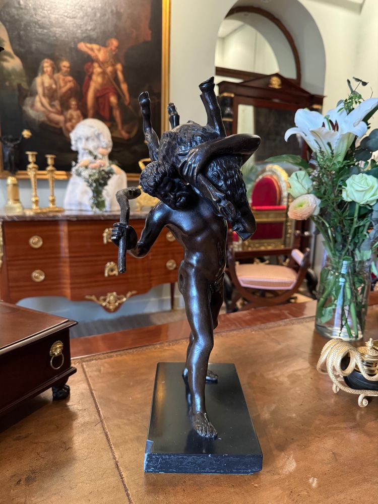 Ercole in bronzo e il cinghiale di Erimanto, Giambologna, inizi del XIX secolo.