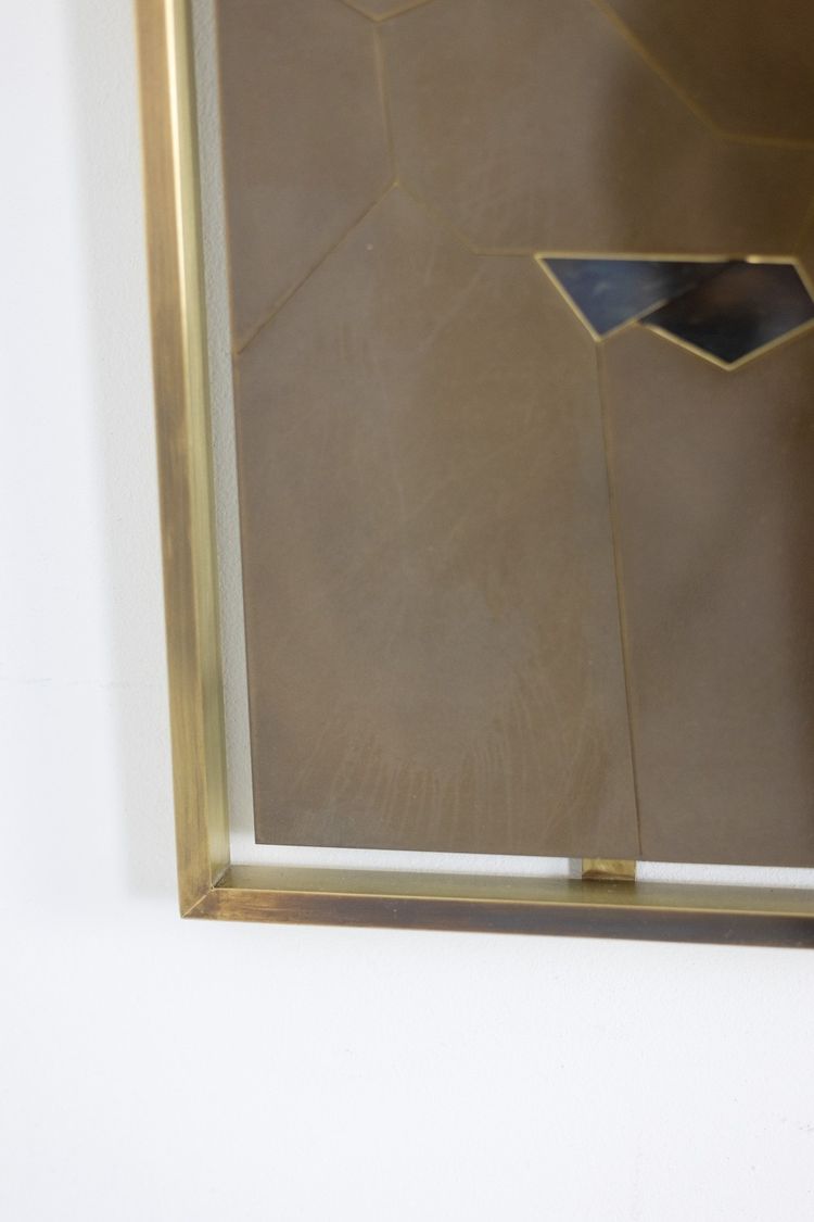 Panneau décoratif intitulé « Fragmentations – X ». Travail d’artisan d’art. LS63782900