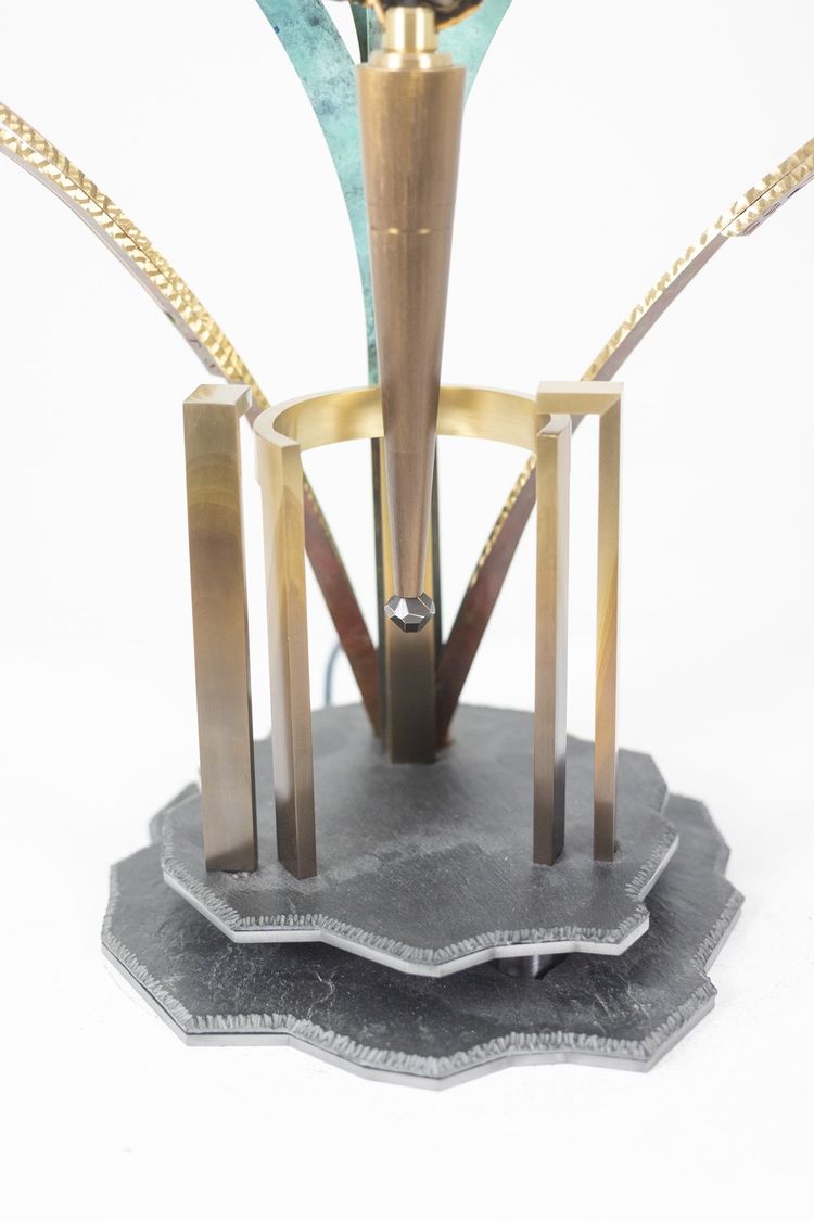 Lampe-sculpture avec des agates. Travail d’artisan d’art. LS63804009M