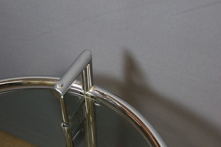 Table à Hauteur Réglable Dans Le Goût d'Eileen Gray