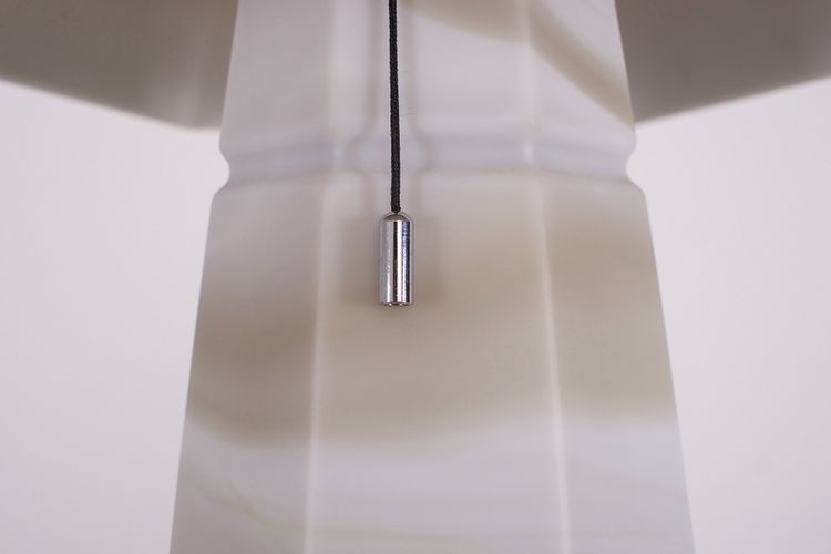 Lampe en verre marbré « Carrara » Peill & Putzler.