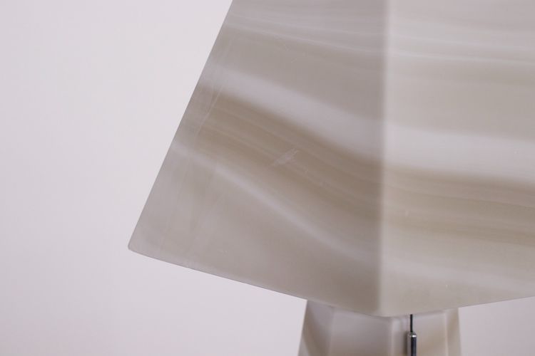 Lampe en verre marbré « Carrara » Peill & Putzler.