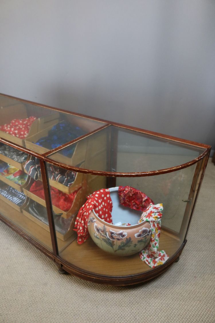 12-drawer store display case