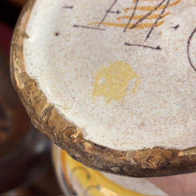 Ancienne cruche de Pesaro du XVIIIe siècle. Fabrication Callegari et Casali. H 23 