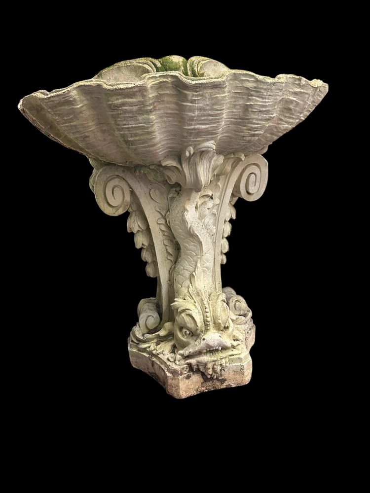 Louis XV Style Wall Fountain in Reconstituted Stone, Early 20th Century