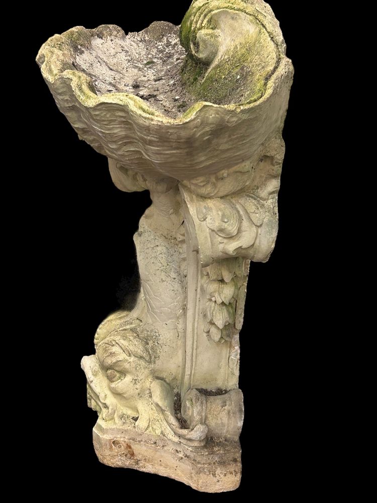 Louis XV Style Wall Fountain in Reconstituted Stone, Early 20th Century