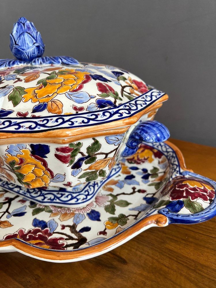 Gien Soup Tureen and Platter, Peony Decor, 20th Century